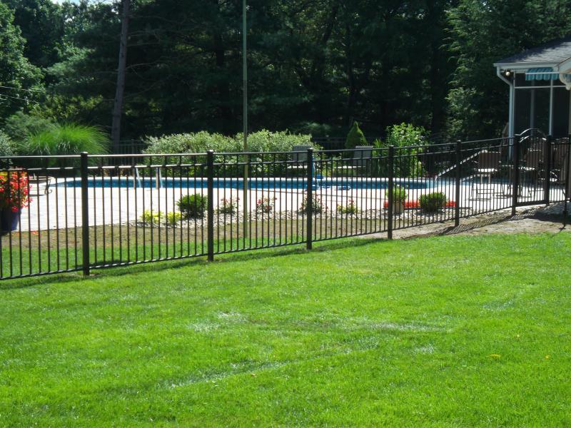 Residential Aluminum Fencing21