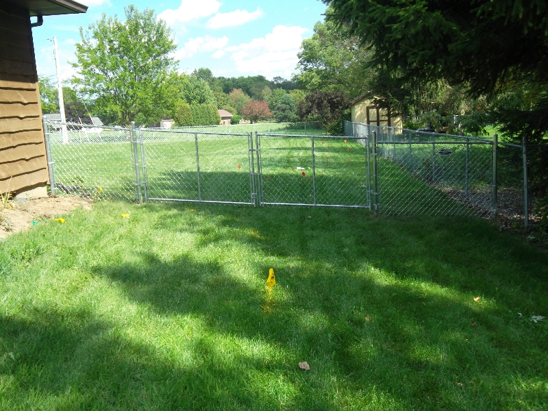Residential Chain Link Fencing5