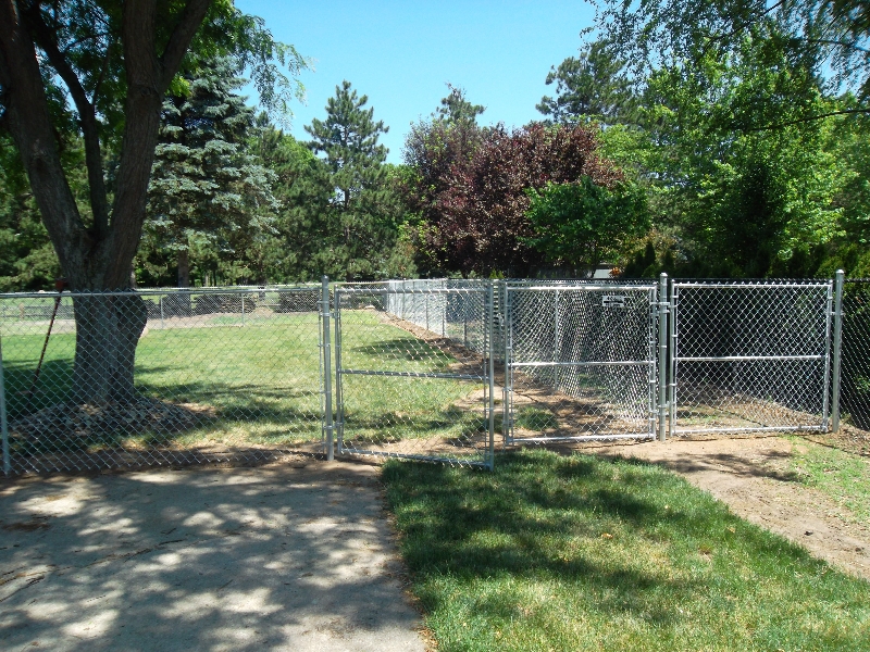 Residential Chain Link Fencing19