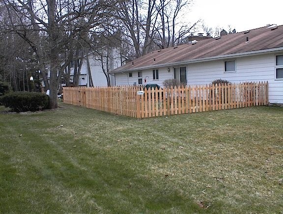 Residential Wood Fencing21